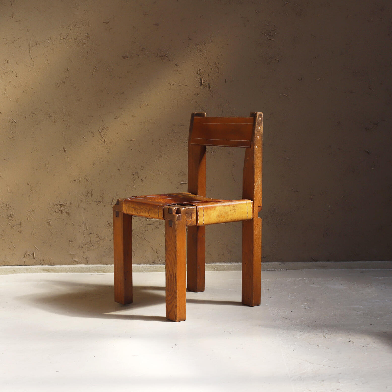 Model S11 Chair by Pierre Chapo - Objet d' art