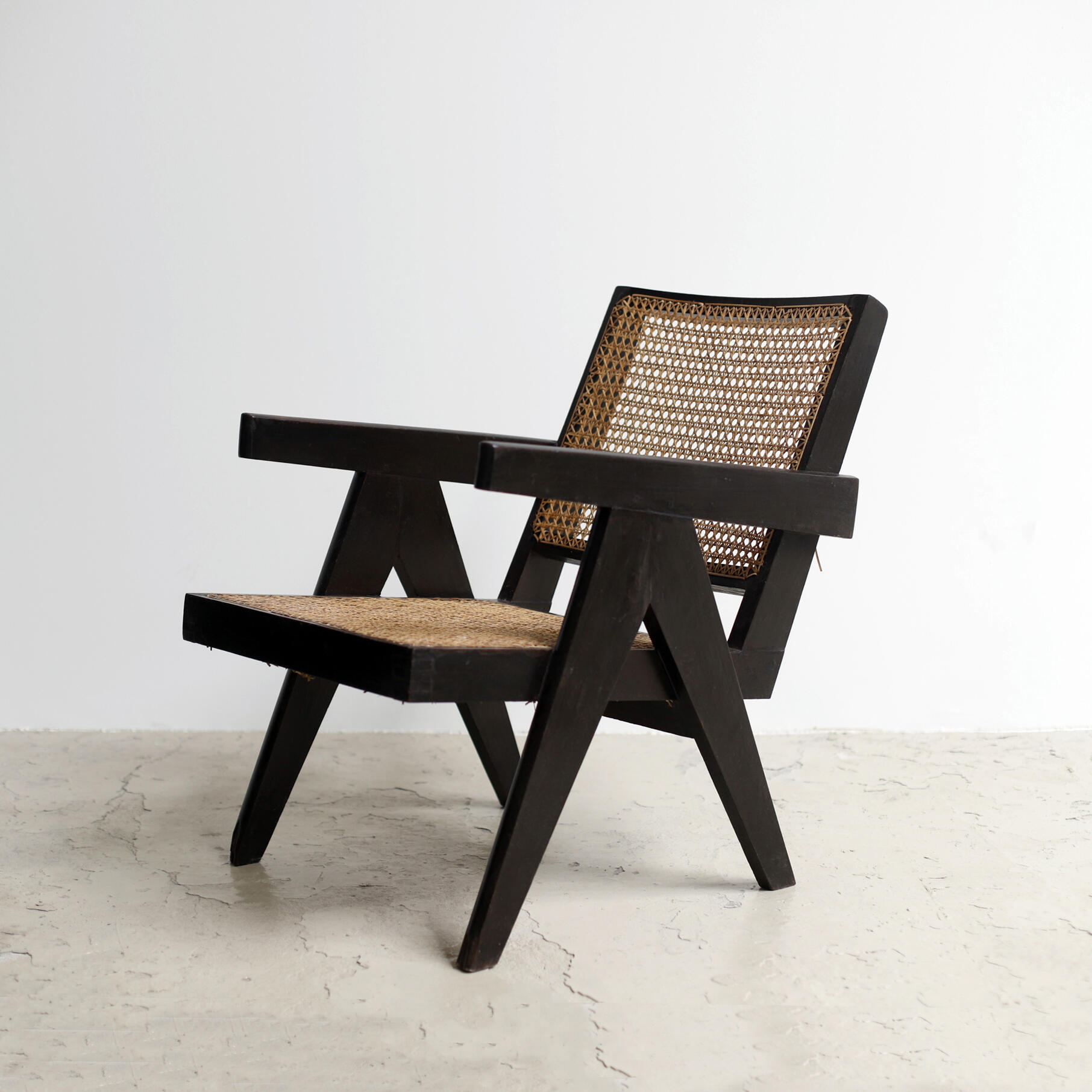 Black Color Easy Chair by Pierre Jeanneret - A - Objet d' art