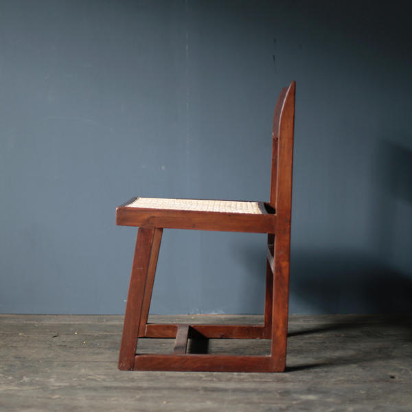 Small Box Chair by Pierre Jeanneret
