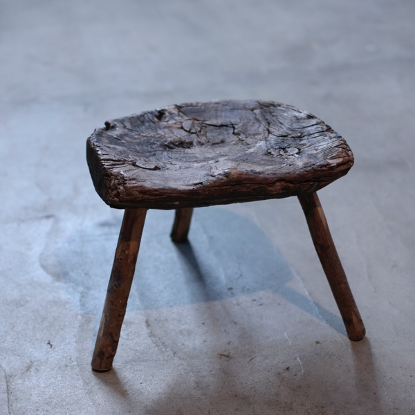 プリミティブ　チェア　primitive chair stool スツール
